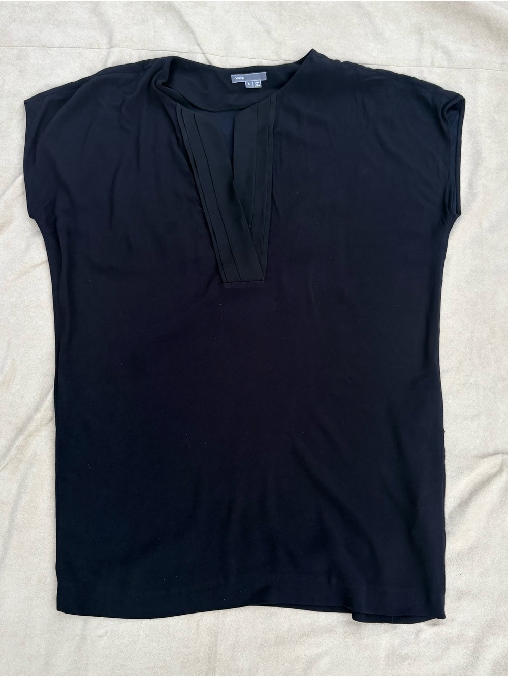 🖤🖤Vince. Black Cap-Sleeve V-Neck Tunic Long Blouse with side pockets - L